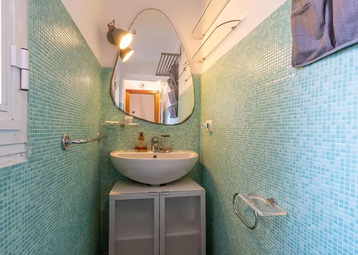 15 Min From Colosseo, And Comfy Apartment *