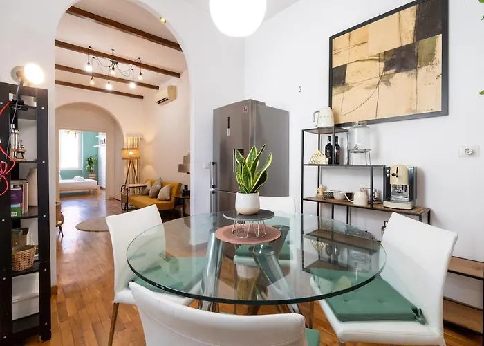 15 Min From Colosseo, And Comfy Apartment